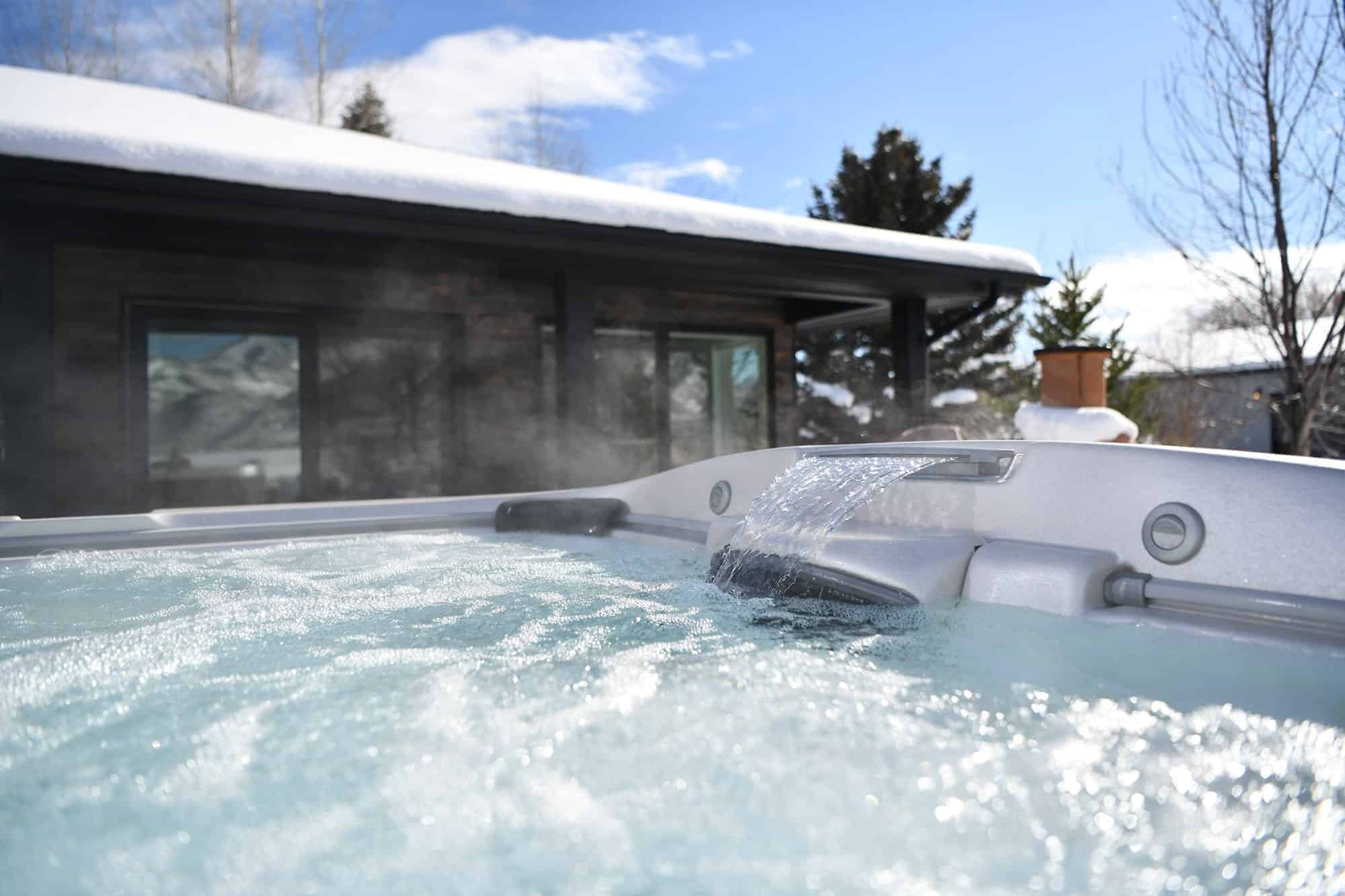 How to Choose an Affordable Hot Tub That's Still High Quality